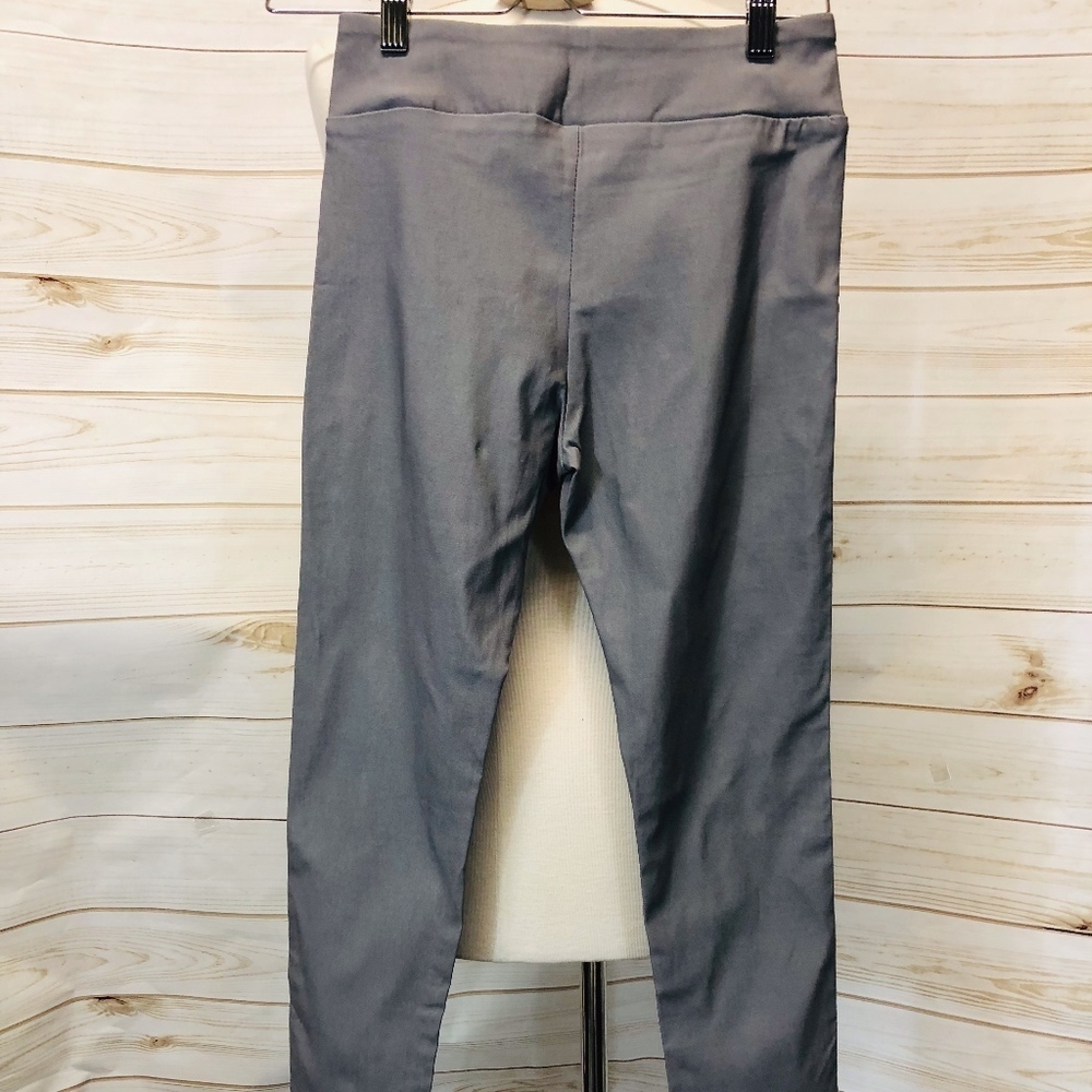 NWT Philomena Petti Skinny Pants Grey SZ SM